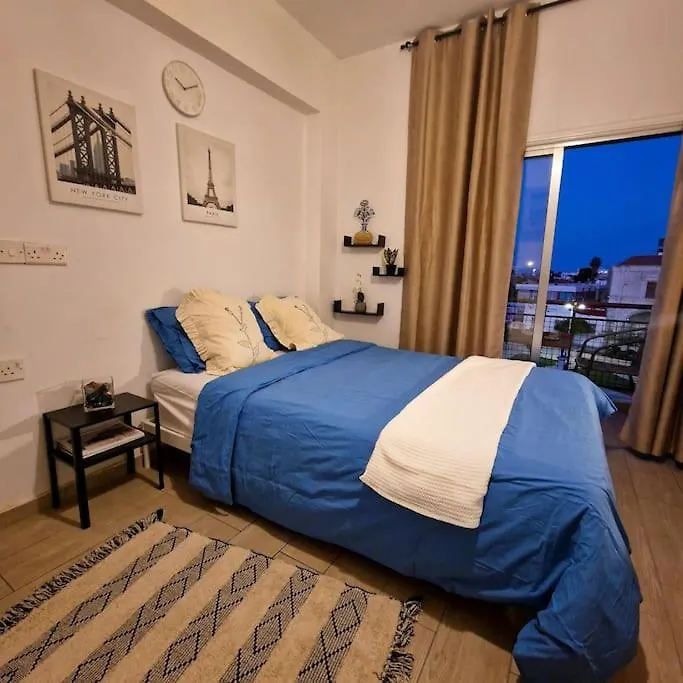 Studio C Larnaca City Center 0*,